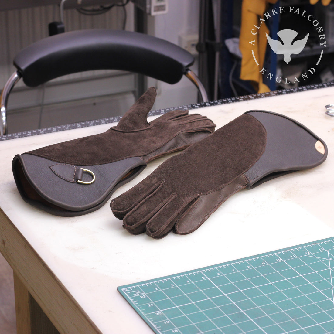 Treble thickness Eagle gloves