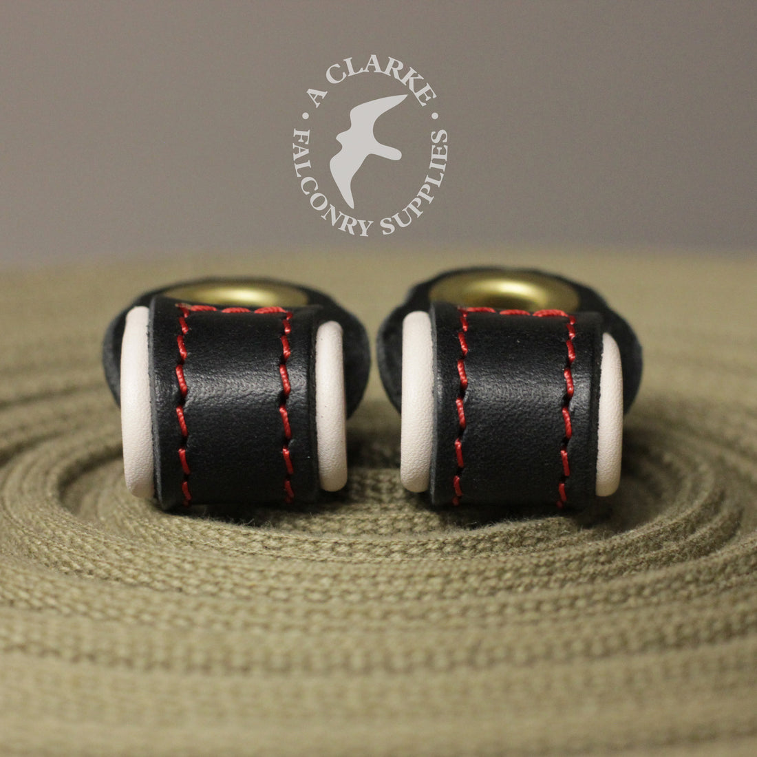 A couple of the bespoke anklets made this week...