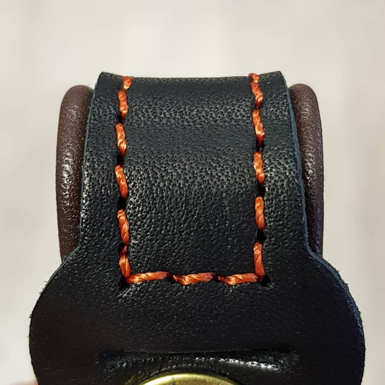 A Bespoke Anklet For A Female Harris Hawk – Ashley Clarke
