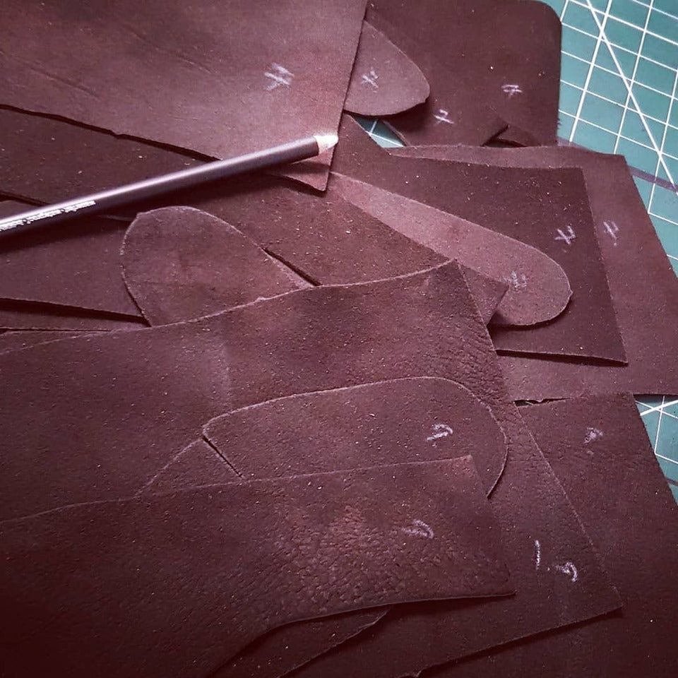 It's A Glove Jigsaw!