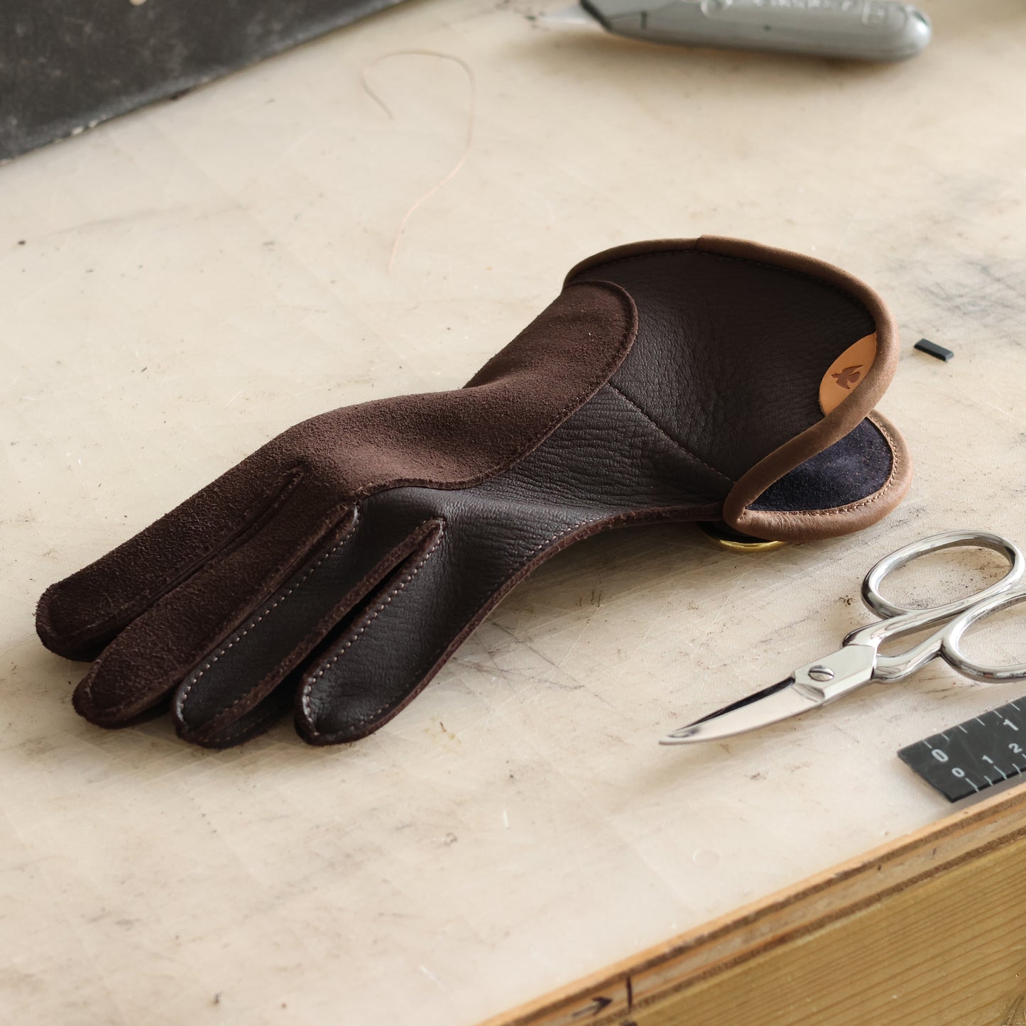 Short Cuff Double Thickness Falconry Glove