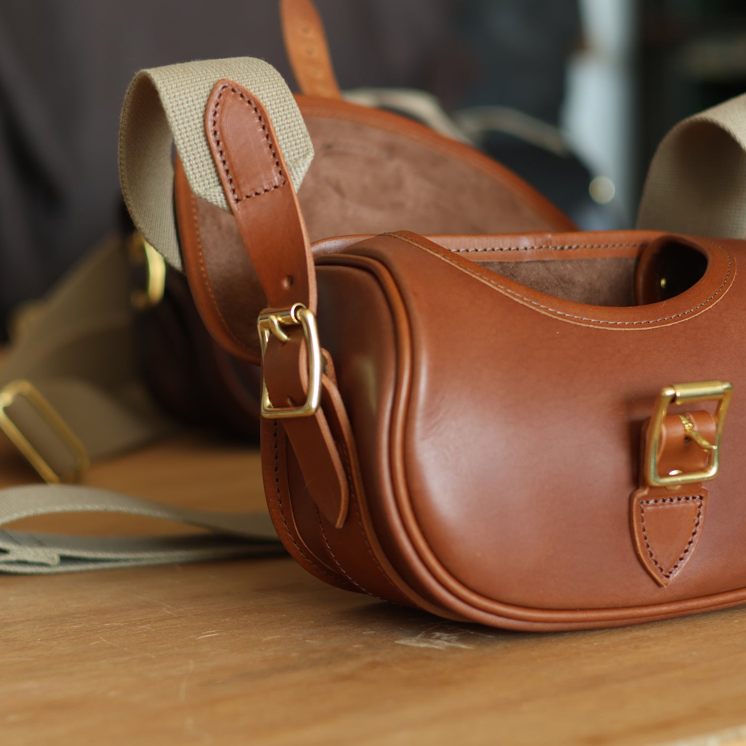 Bellmount Cartridge Bag open showing suede lining