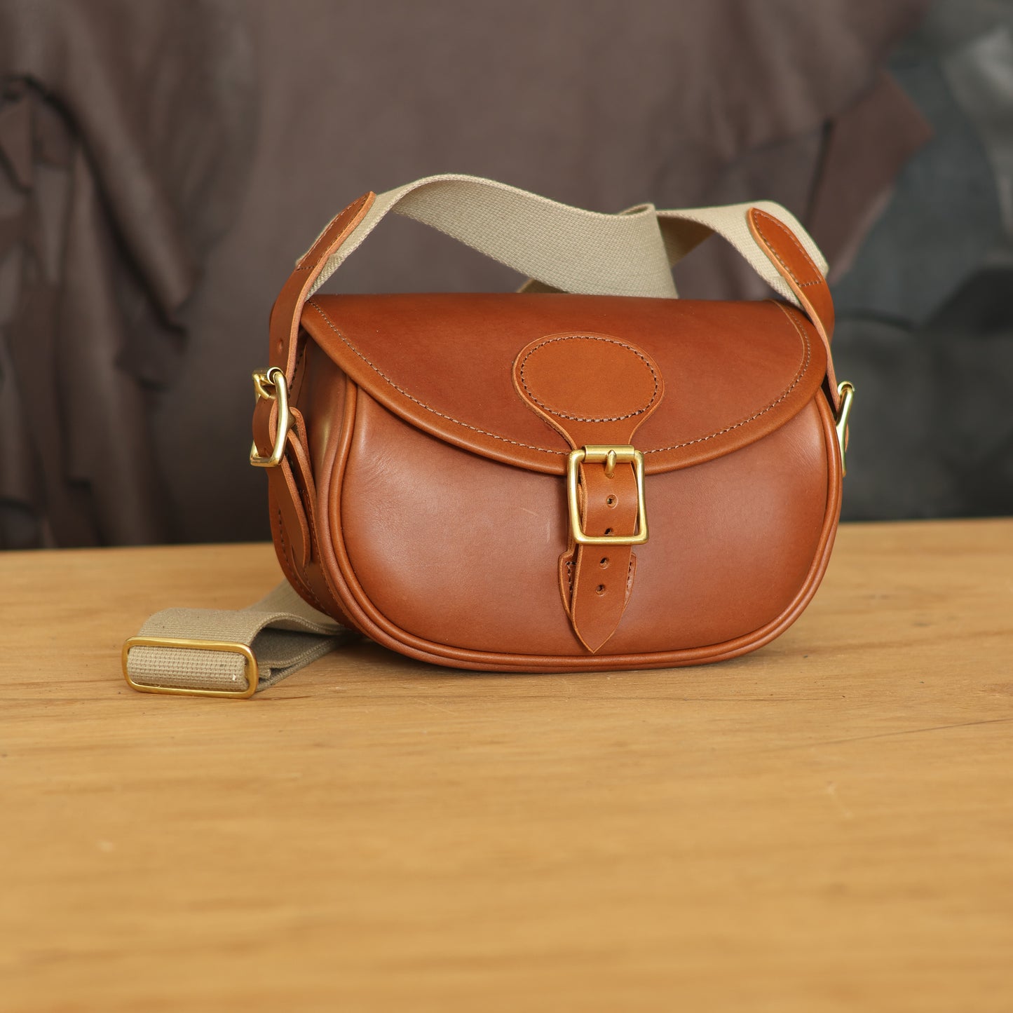 Bellmount Cartridge Bag in tan leather